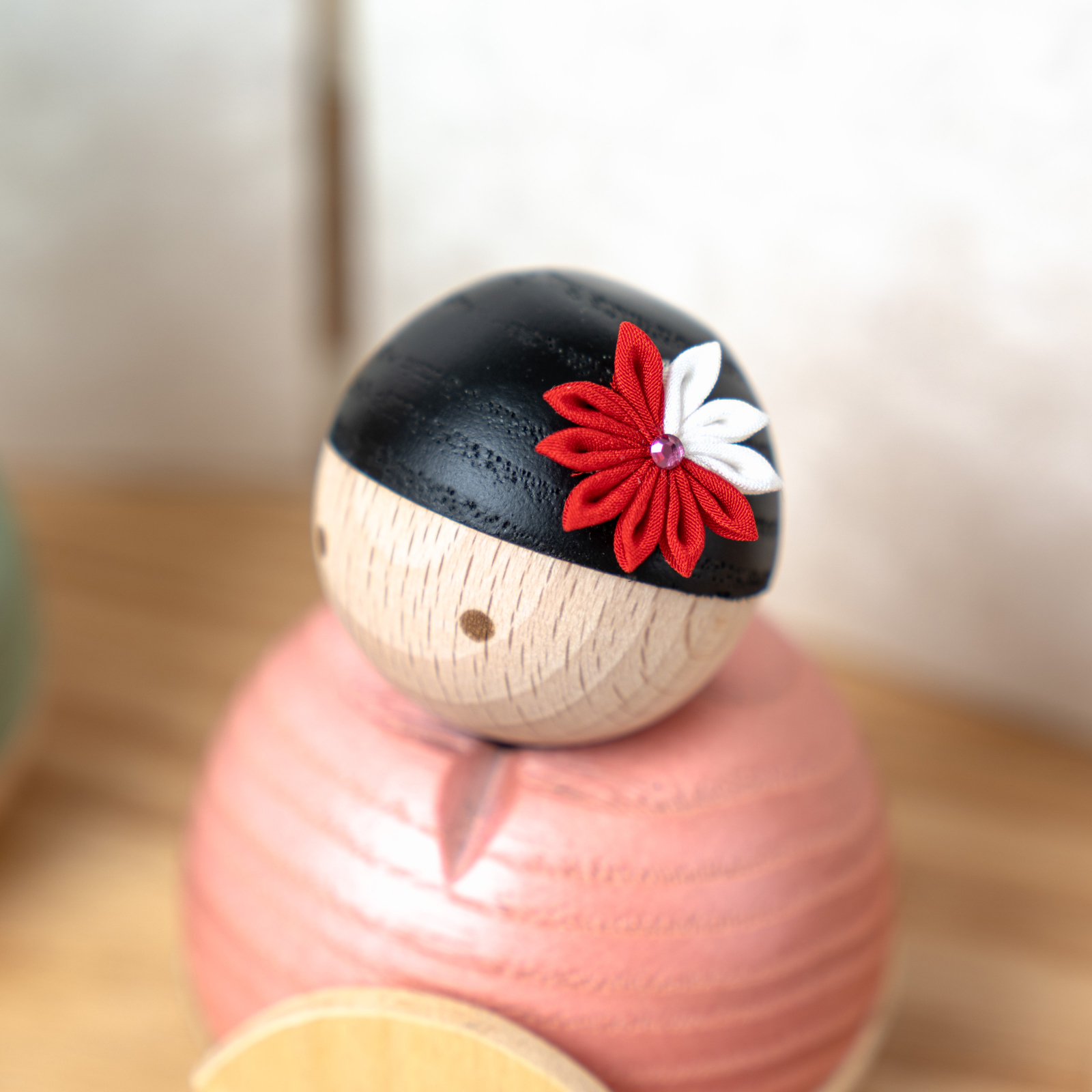 日本の伝統工芸 つまみ細工の髪飾り