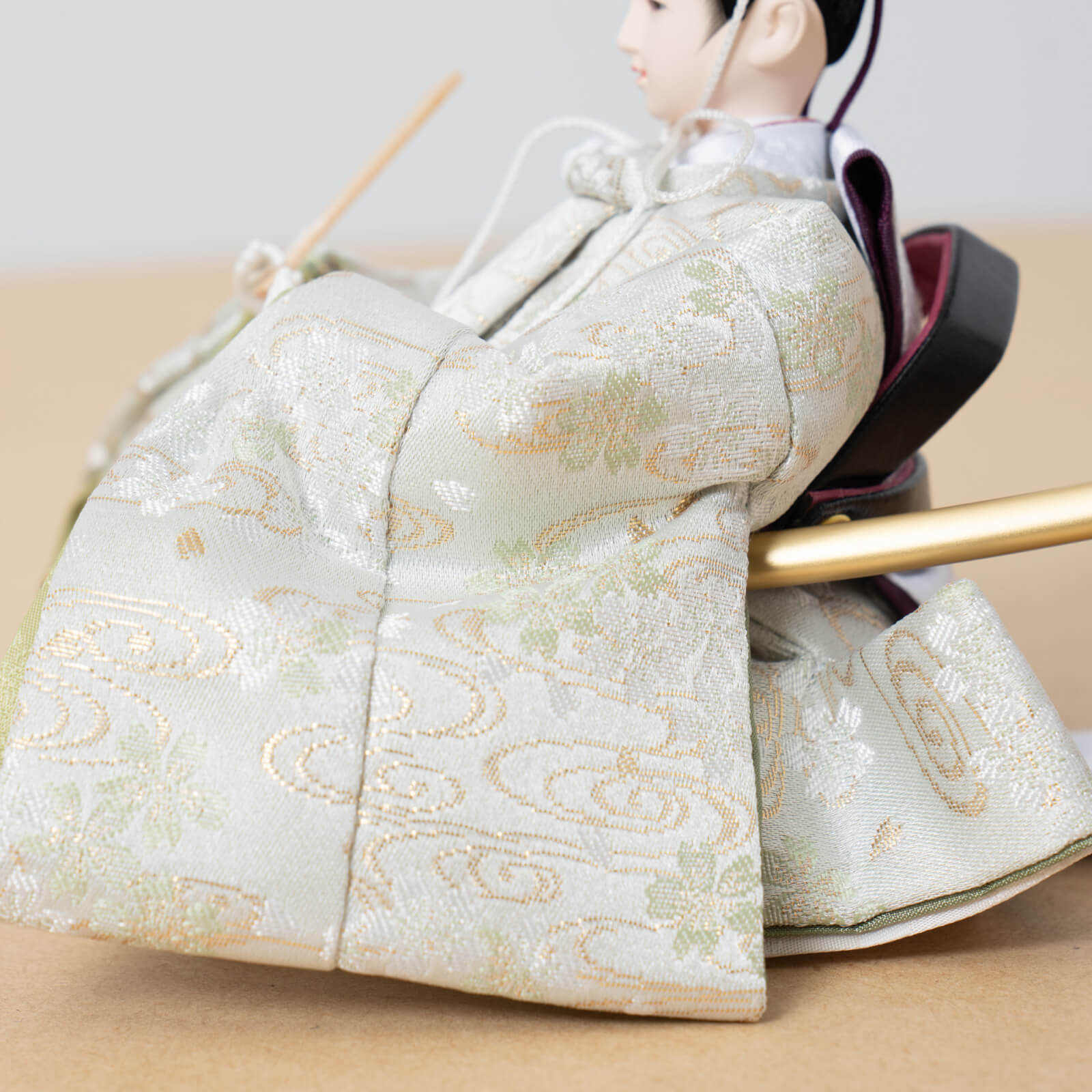 桜に流水文様